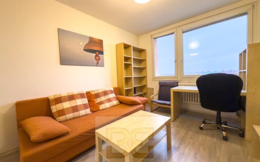 Pronájem bytu 2+kk, 42 m² – Praha, Bohnice, ulice Zelenohorská