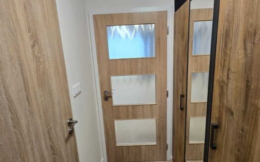 Prodej bytu 2+kk, 41 m² – Praha, Modřany, ulice Pirinská