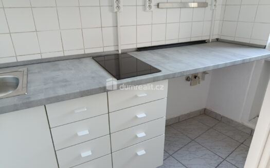 Pronájem bytu 1+kk, 23 m² – Praha, Michle, ulice Týmlova