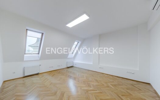 Pronájem bytu 4+kk, 120 m² – Praha, Josefov, ulice Pařížská