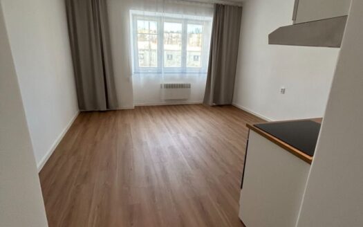 Prodej bytu 1+kk, 32 m² – Praha, Vysočany, ulice Kolbenova