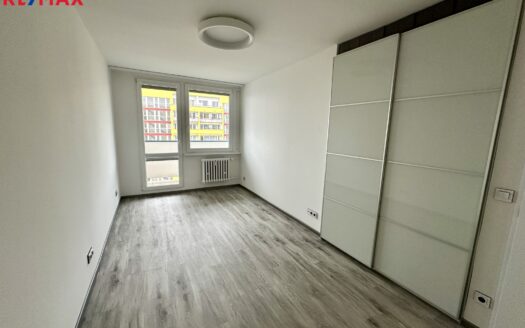 Pronájem bytu 2+1, 52 m² – Praha, Vršovice, ulice Turkmenská