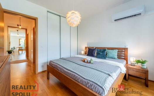 Pronájem bytu 3+kk, 89 m² – Praha, Karlín, ulice Za Karlínským přístavem