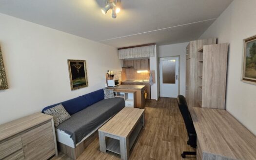 Prodej bytu 1+kk, 29 m² – Praha, Chodov, ulice Majerského