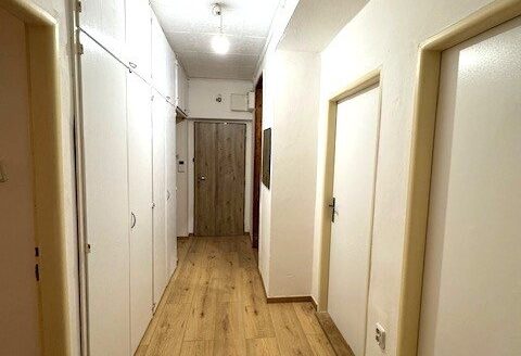 Pronájem bytu 3+1, 83 m² – Praha, Braník, ulice Věkova