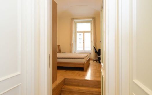 Pronájem bytu 2+kk, 50 m² – Praha, Vyšehrad, ulice Vratislavova