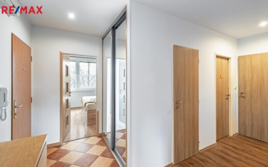 Prodej bytu 3+kk, 75 m² – Praha, Prosek, ulice Jablonecká
