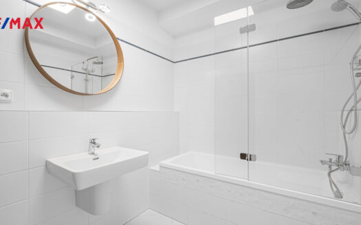 Pronájem bytu 2+kk, 52 m² – Praha, Stodůlky, ulice Svitákova