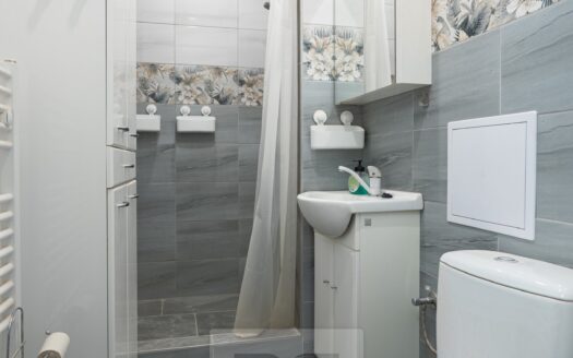 Pronájem bytu 2+kk, 38 m² – Praha, Vršovice, ulice Novorossijská