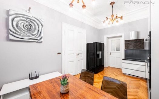 Pronájem bytu 2+1, 80 m² – Praha, Josefov, ulice Široká