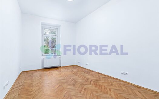 Pronájem bytu 2+1, 126 m² – Praha, Vinohrady, ulice Moravská