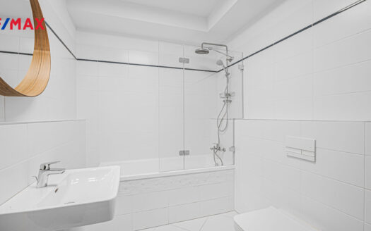 Pronájem bytu 2+kk, 52 m² – Praha, Stodůlky, ulice Svitákova