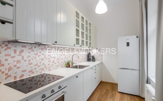 Pronájem bytu 3+1, 90 m² – Praha, Vinohrady, ulice Máchova