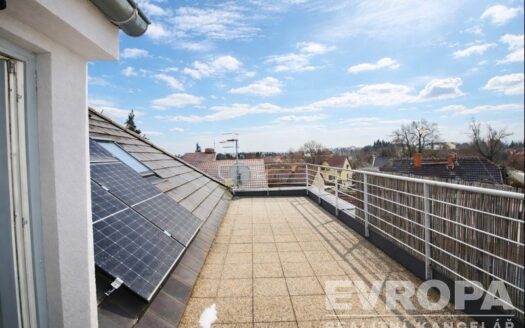 Pronájem bytu 2+kk, 50 m² – Praha, Suchdol, ulice Budyňská