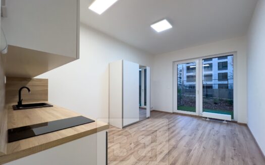 Pronájem bytu 1+kk, 27 m² – Praha, Strašnice, ulice Počernická