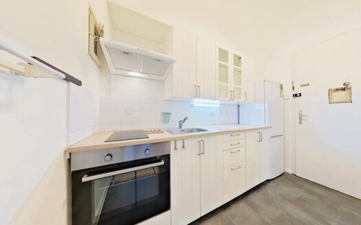 Pronájem bytu 1+kk, 31 m² – Praha, Strašnice, ulice Na hroudě