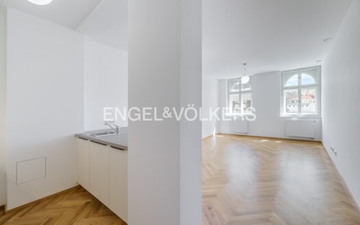 Pronájem bytu 3+kk, 85 m² – Praha, Žižkov, ulice Seifertova