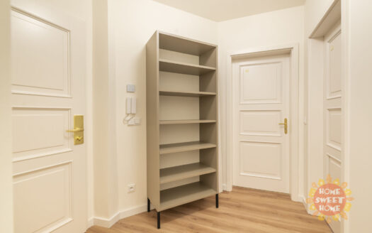 Pronájem bytu 2+kk, 54 m² – Praha, Nové Město, ulice Krakovská