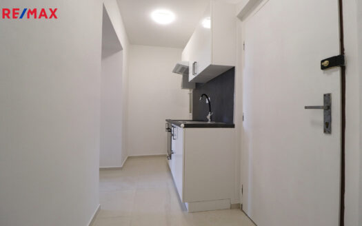 Pronájem bytu 2+1, 43 m² – Praha, Nusle, ulice Oldřichova