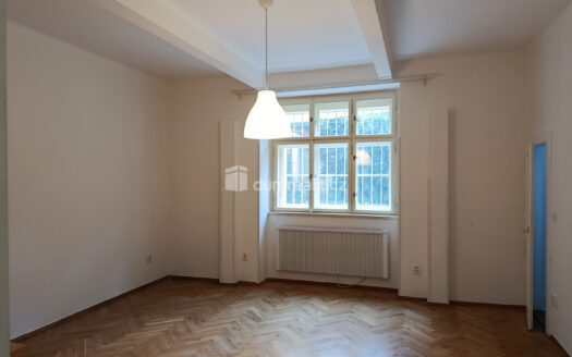 Pronájem bytu 1+kk, 32 m² – Praha, Strašnice, ulice Za poštou