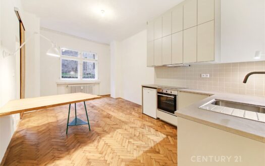Pronájem bytu 2+kk, 43 m² – Praha, Smíchov, ulice Plzeňská