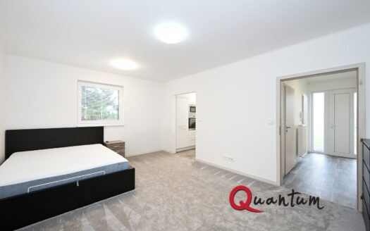 Pronájem bytu 1+1, 36 m² – Praha, Březiněves, ulice Na horce