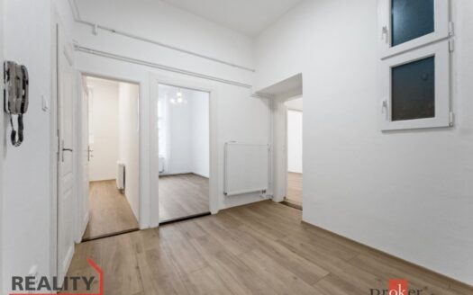 Pronájem bytu 3+1, 72 m² – Praha, Karlín, ulice Sokolovská