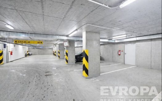 Prodej Garážová stání, 15 m² – Praha, Žižkov, ulice Jeseniova