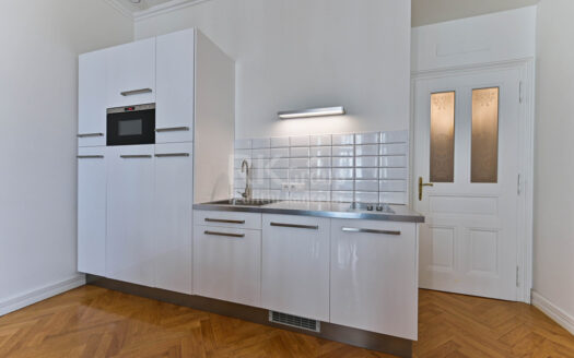 Pronájem bytu 3+kk, 88 m² – Praha, Vinohrady, ulice Vozová