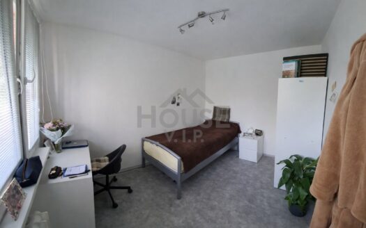 Prodej bytu 4+1, 74 m² – Praha, Prosek, ulice Mimoňská