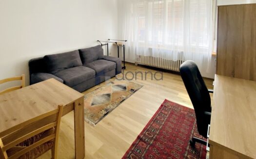 Pronájem bytu 1+kk, 29 m² – Praha, Vinohrady, ulice Slezská