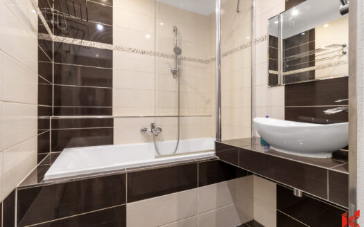 Pronájem bytu 2+kk, 46 m² – Praha, Kobylisy, ulice Bojasova