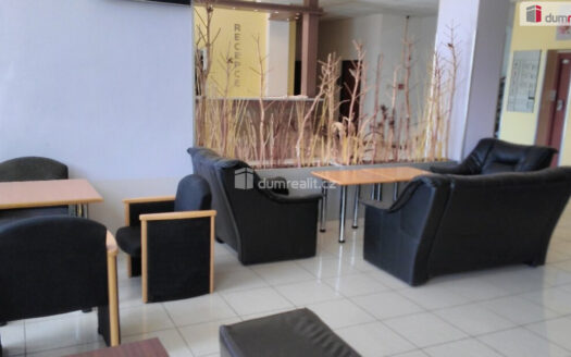 Pronájem bytu 1+kk, 20 m² – Praha, Zbraslav, ulice K výtopně