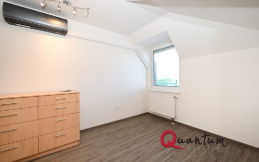 Pronájem bytu 3+kk, 77 m² – Praha, Libeň, ulice Kovanecká