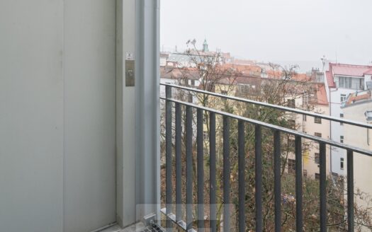 Pronájem bytu 1+kk, 35 m² – Praha, Vršovice, ulice Krymská