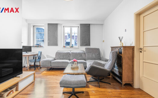 Pronájem bytu 2+kk, 50 m² – Praha, Bubeneč, ulice Šmeralova