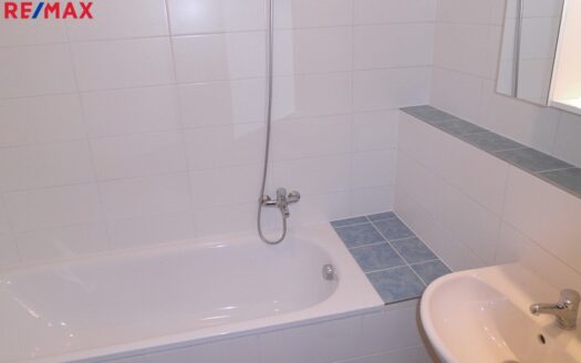 Pronájem bytu 2+1, 49 m² – Praha, Žižkov, ulice Roháčova