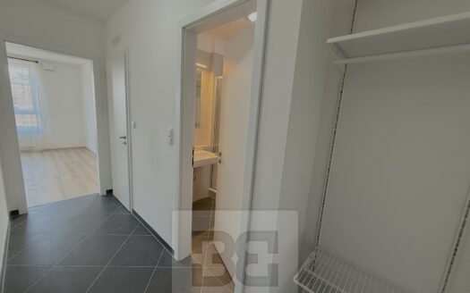 Pronájem bytu 1+kk, 36 m² – Praha, Ruzyně, ulice Stočesova