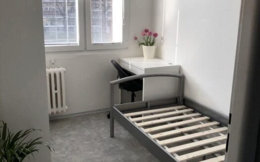 Prodej bytu 4+1, 68 m² – Praha, Prosek, ulice Mimoňská