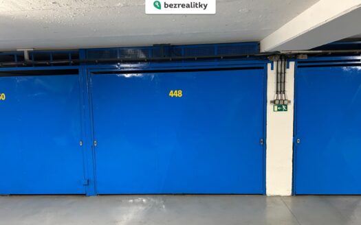 Prodej Garáže, 18 m² – Praha, Hlubočepy, ulice Borského
