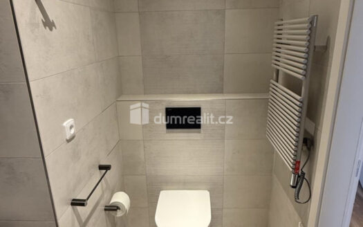 Pronájem bytu 3+kk, 70 m² – Praha, Modřany, ulice Angelovova