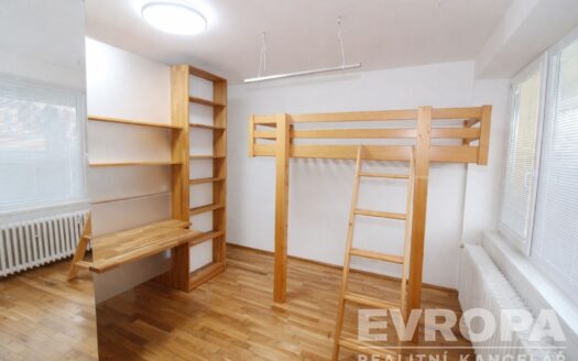 Pronájem bytu 2+1, 60 m² – Praha, Braník, ulice Nad strouhou