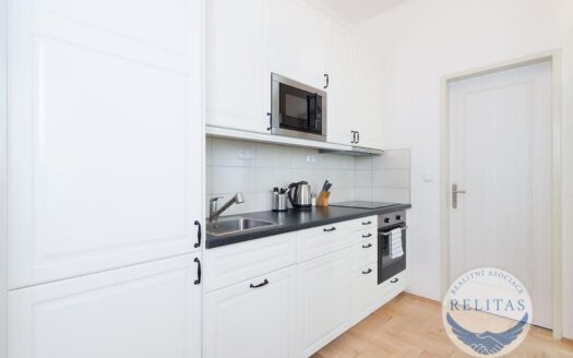 Pronájem bytu 2+kk, 44 m² – Praha, Vinohrady, ulice Velehradská