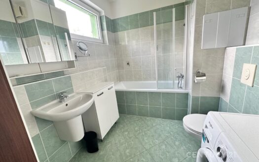 Pronájem bytu 2+kk, 44 m² – Praha, Horní Měcholupy, ulice Hornoměcholupská