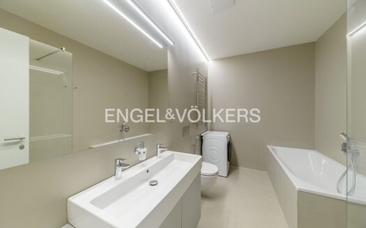 Pronájem bytu 4+kk, 116 m² – Praha, Vinohrady, ulice U zdravotního ústavu