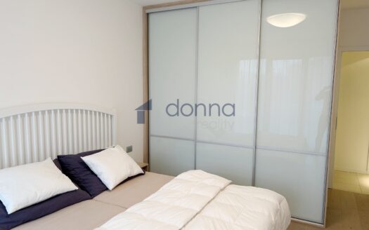 Pronájem bytu 2+kk, 64 m² – Praha, Libeň, ulice Menclova