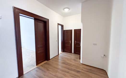 Pronájem bytu 3+1, 105 m² – Praha, Vinohrady, ulice Londýnská