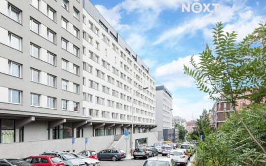 Pronájem bytu 3+kk, 72 m² – Praha, Žižkov, ulice Roháčova