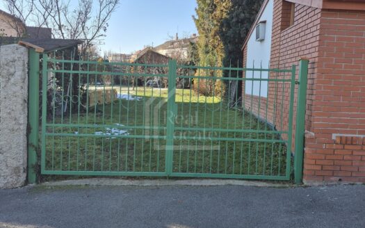 Pronájem Garážová stání, 30 m² – Praha, Žižkov, ulice Pod vrcholem