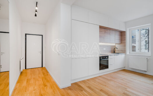 Pronájem bytu 2+kk, 39 m² – Praha, Smíchov, ulice Plzeňská